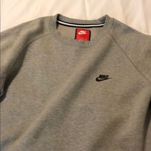Nike tech fleece crewneck